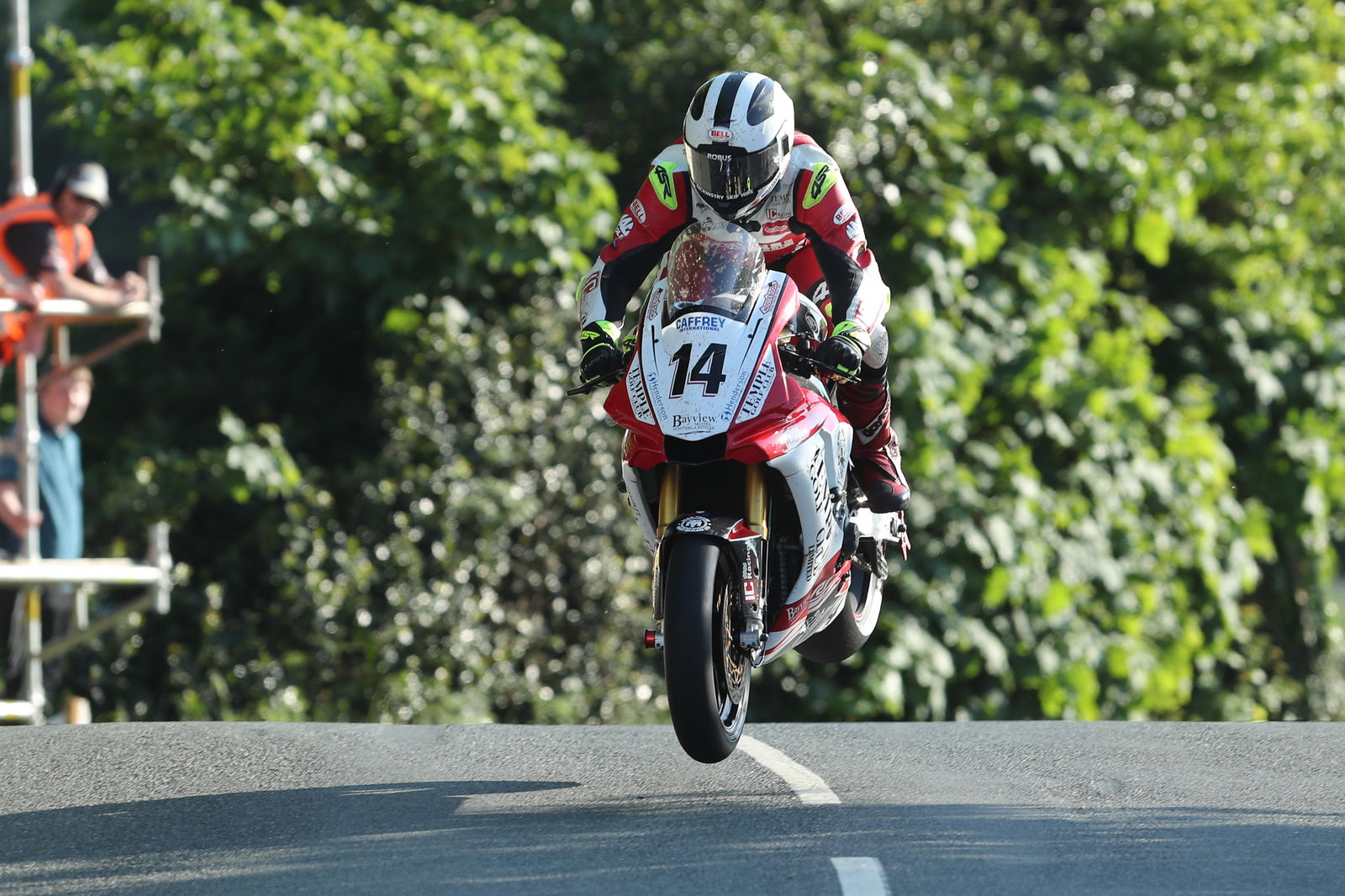 TT 2018: Harrison and Dunlop light up Superbike practice